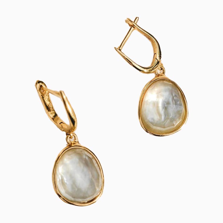 women smart casual dress code guide linjer green amethyst statement earrings - Luxe Digital